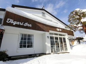 Togari Inn ski-in B-and-B accommodation 戸狩イン 朝食付